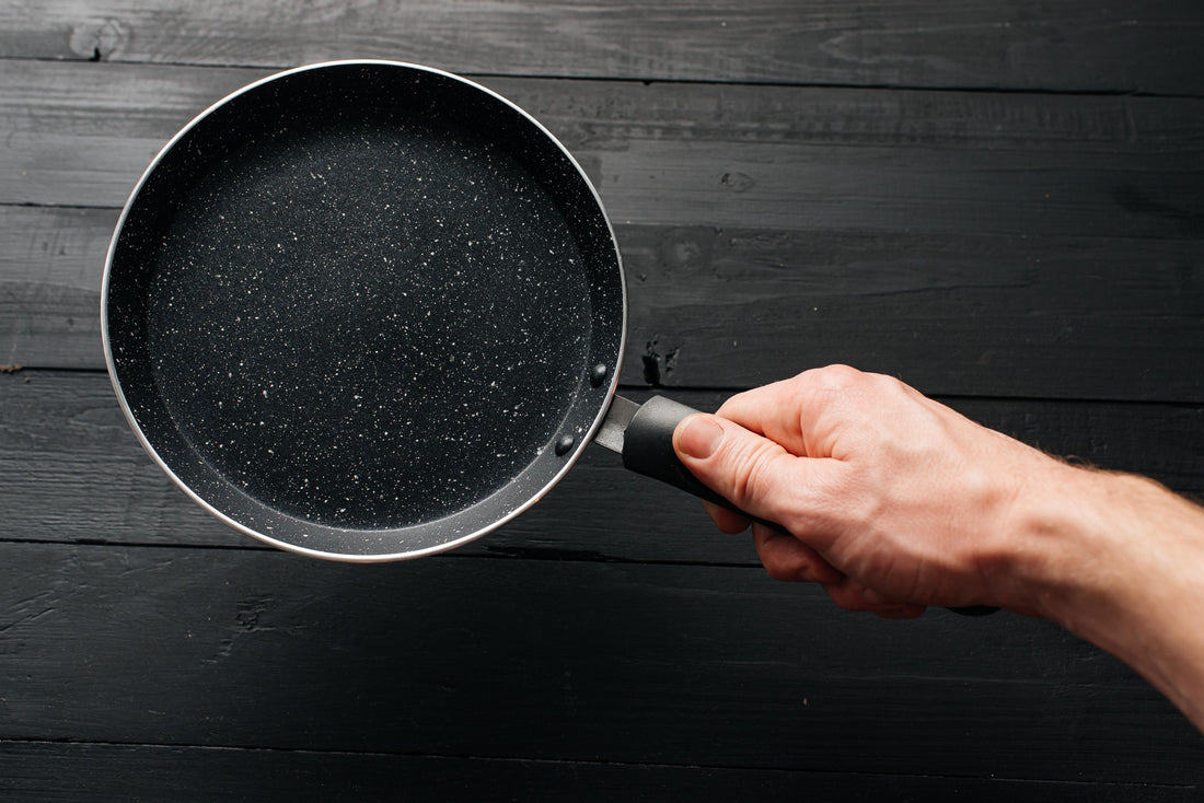 PFAS in der Küche: Zwischen modernem Komfort und potenziellen Gesundheitsrisiken